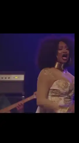 maman @Oumou Sangaré ❤️