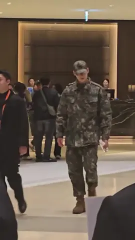 Omggggggggg cheunwoo || Cha Eunwoo at the 2025 Asia-Pacific Economic Cooperation (APEC) Summit in Gyeongju. #chaeunwoo #chaeunwooastro #eunwoo #eunwooastro #fyp 