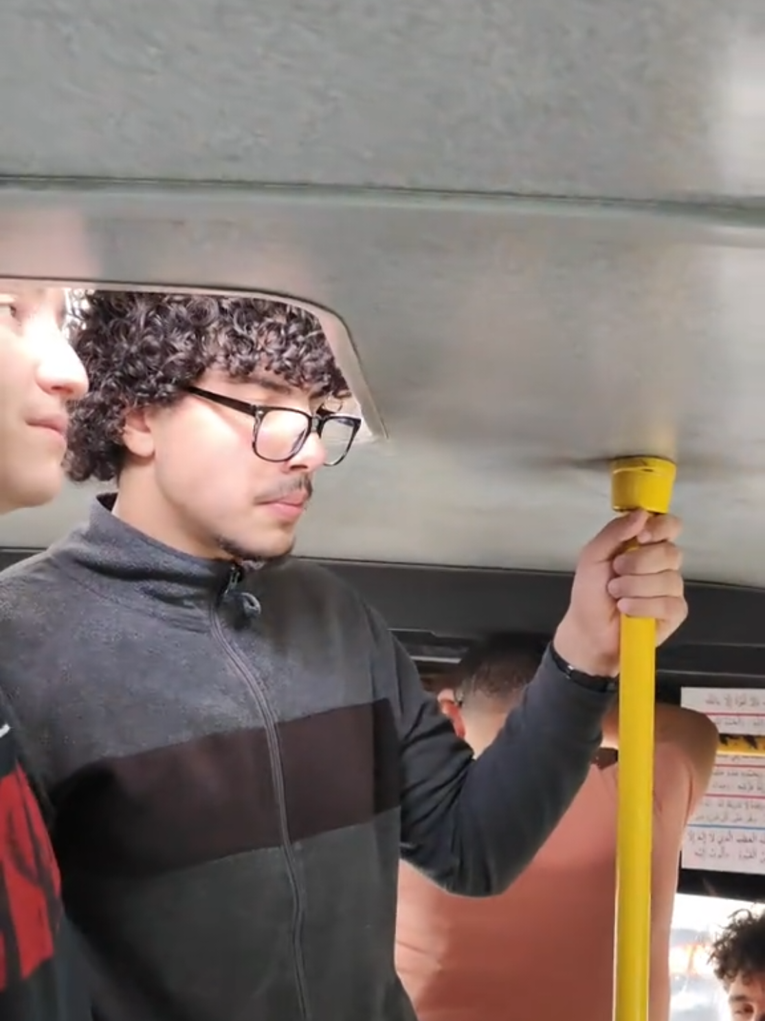 either this or I lose my neck bones..  #bus #الجزائر_الجديدة #fyyyyyyyyyyyyyyyy  #dzair🇩🇿 