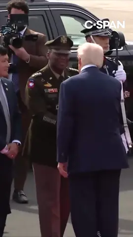 President Trump departed South Korea on Thursday following his meeting with Chinese President Xi Jinping.   The two leaders met on the sidelines of the Asia-Pacific Economic Cooperation (APEC) summit, which concluded the president's three-country diplomatic tour across Asia.   #trump #xijingping #cspan 