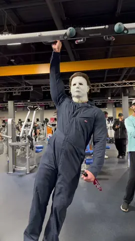 Michael Myers Gym Prank 2025 🎃 #michaelmyers #gym #halloween 
