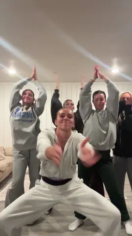 did someone say BODYODYODYODY #halloween #transition #teletubbies 