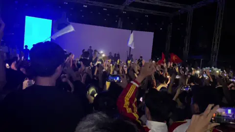 #xuhuong tnut chào tân sinh viên