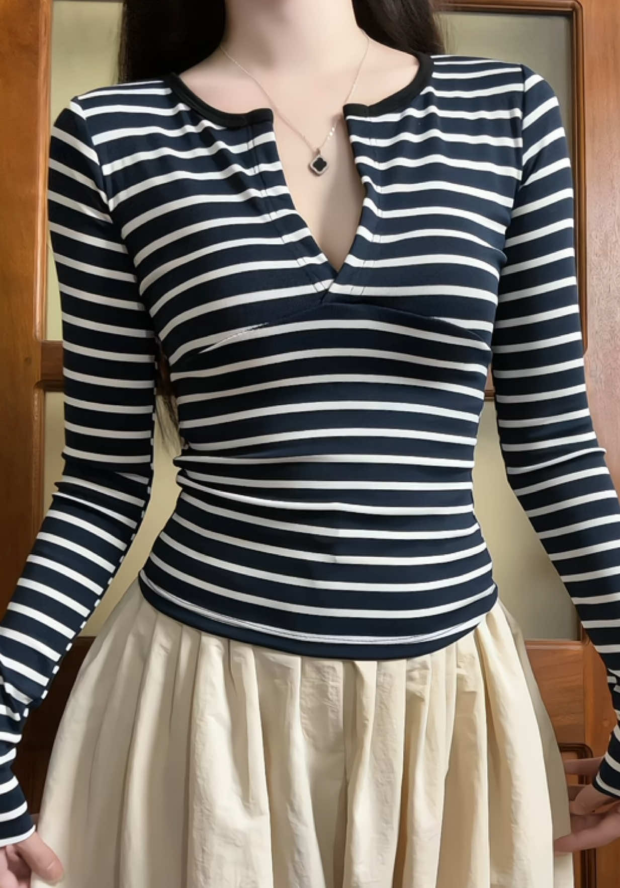 Màu nào cũng đẹppppp điên,xứg đáng quất vài cái liền nha🫣👍👍👍##aoxinh##aothundaitay##aothun##xuhuong##aohottrend