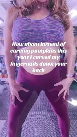 Forget the pumpkins… this year I’m carving my fingernails down  back. 🎃💋 The only scream I wanna hear is yours. #H#HauntedDesireD#DarkTemptationS#SpicySeasonC#CornfieldAfterDarkW#WickedSeduction