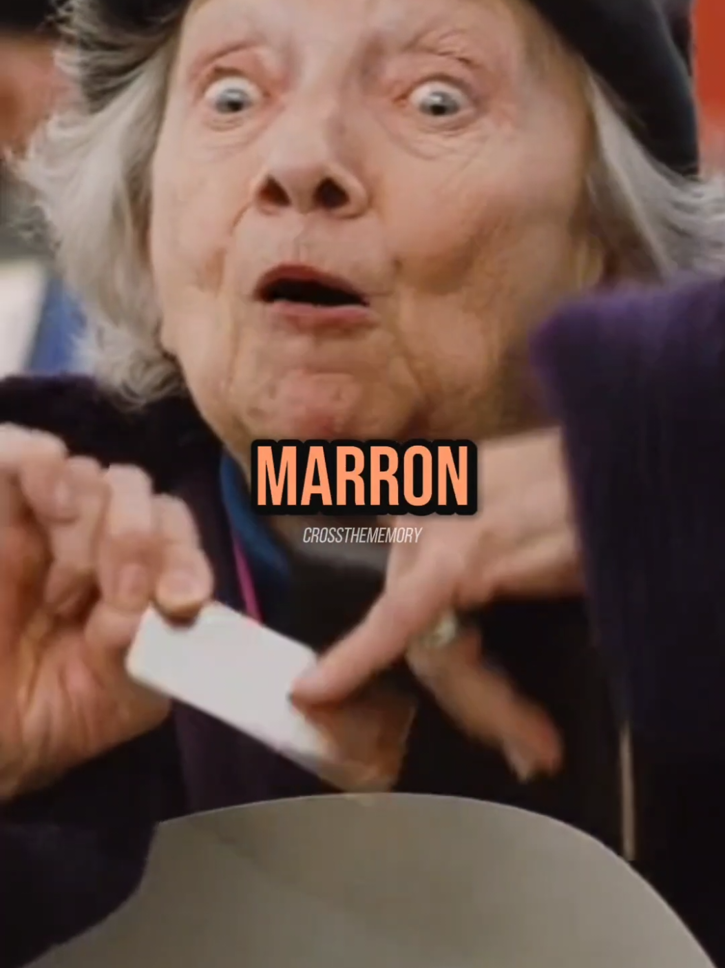 La patience de cette caissière est mise à l'épreuve. 🤣 #goodvibes #motivation #inspiration #leçon #respect 