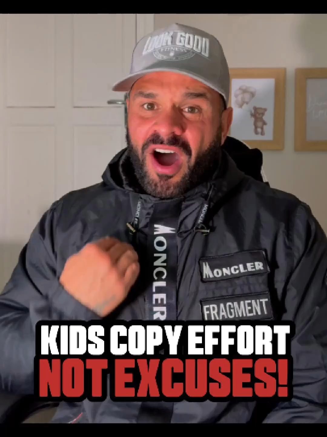 Motivation’s easy when the hype’s high. But discipline? That’s what builds results when life’s chaotic. It’s the difference between looking the same every year or transforming for good. Show up. Do the work. Even when no one’s watching. 👉 Save this if you train for discipline, not dopamine.
