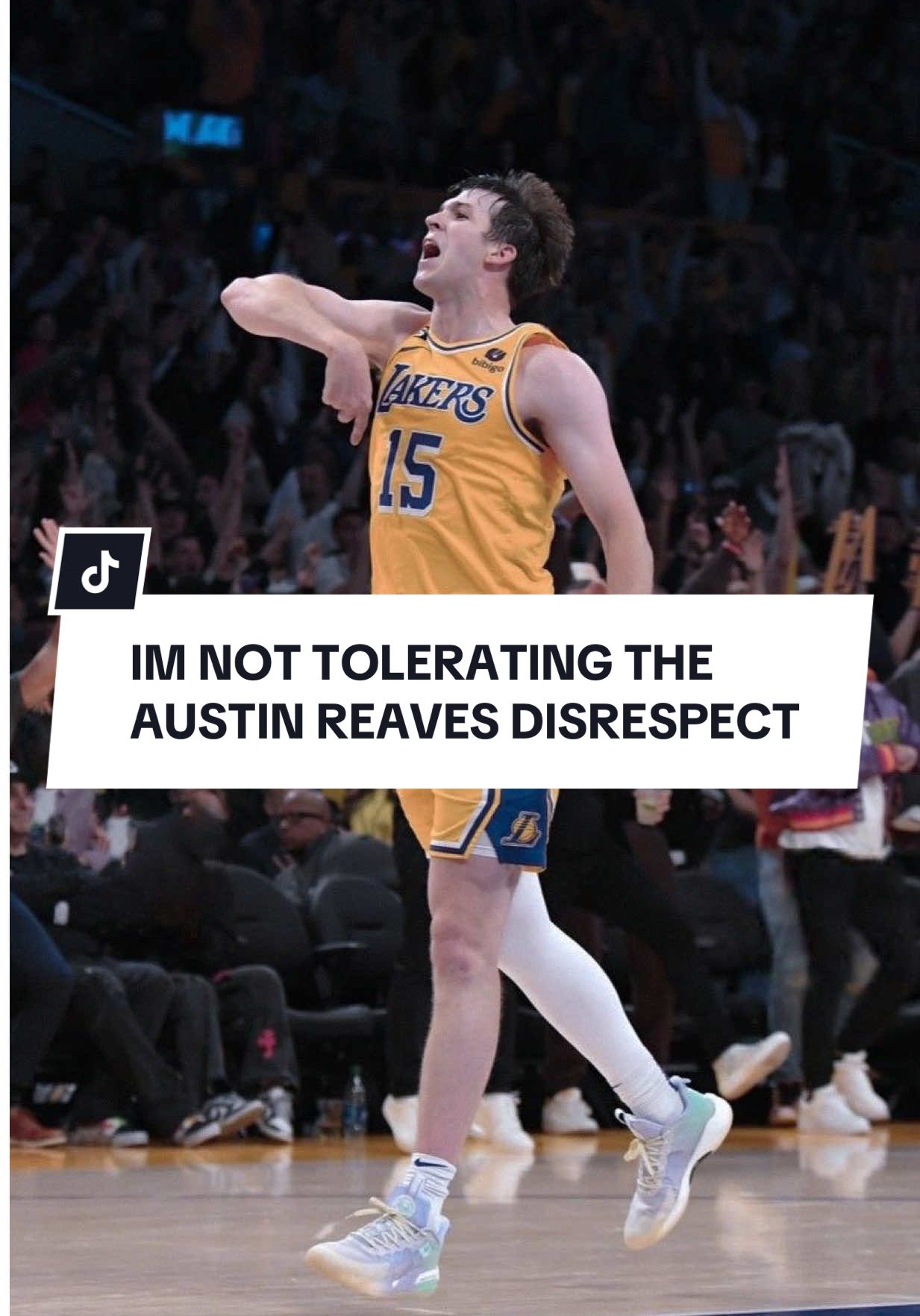 Someone plz tell me if I’m tripping or not #NBA #basketball #lakers #austinreaves #fyp 