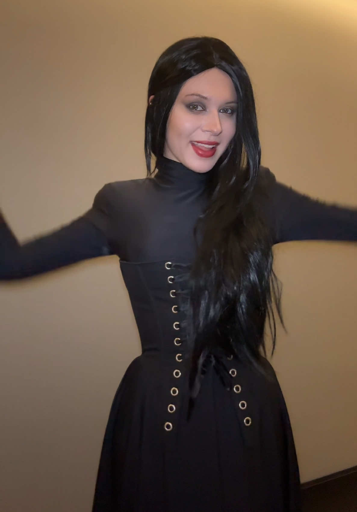 адамсова. тгк: полный бомонд 