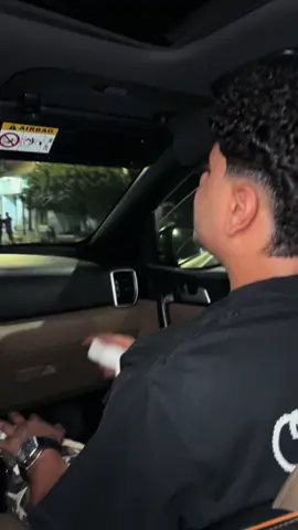 أنا لو مقعش مكملشي ☝🏻#مولود_ف_كوكب_العراك☝🏻 يوم السبت ع جميع المنصات🤙🏻✨🎤❤️#احمدموزه 