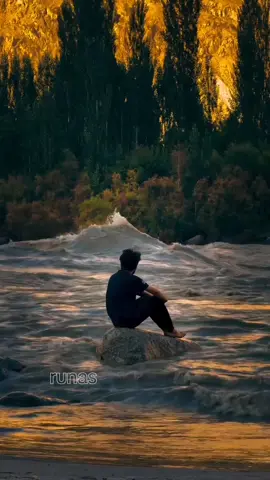 موال _ عليك يخافون _ مهند محسن  🥺💔🎶🎼🎻🎧 _ياويلي شلون الي مهجه والي روح  _اداوي بالعلل كثرن والجروح  _عفاني شلون الي مهجه والي روح  _اداوي بالعلل كثرن والجروح  _لاني بحال من يبقى والي يروح _بحالك يلي كطعت الوصل بيه  _بس انت تدري الي بيه  صبرك عليه شويه  خلهم شما يحجون شحده  الي يبعدك عني... خلوااا #موالات_حزينة_عراقية💔  # كلمات غازي السعدي _الحان وغناء  فنانا الكبير مهند محسن  #العراق🇮🇶❤️ #روناس👑 #لايگ_ومتآابعهہ_🥀💔واگسبلور💔🥀 