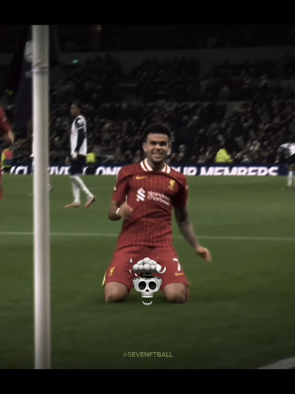 Tottenham Hotspur vs Liverpool 🥶 #Tottenham #Liverpool #football #Fyp 