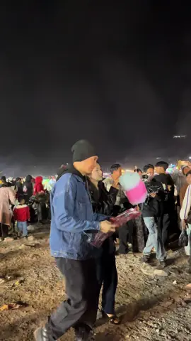 ဘယ်သူလေးပါလိမ့်🥰🥰#saisaikhamleng #yunwaddylwinmoe #တောင်ကြီးတန်ဆောင်တိုင်ပွဲတော် 