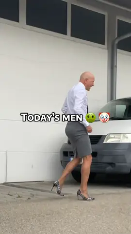 Elegance isn’t about being noticed, it’s about being remembered.✨ #style #creatorsearchinsights #OutfitInspo #fashiontiktok #mensfashion 