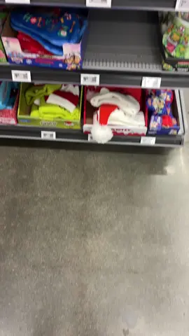 #viral#fffffffffffyyyyyyyyyyypppppppppppp #hellokitty #christmas @Walmart @hellokitty 
