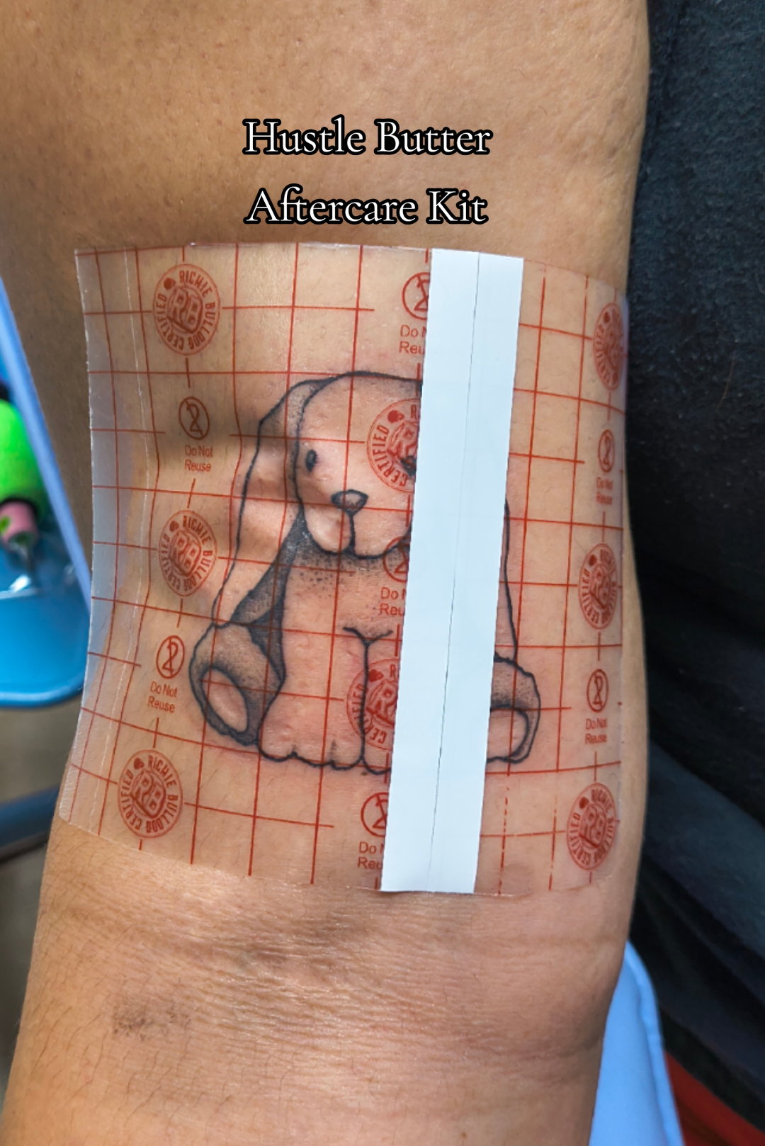 The perfect aftercare kit @hustlebutter It has second skin, antibacterial soap to wash it, and moisturizer  #tattooartist #tattooaftercare #secondskin 