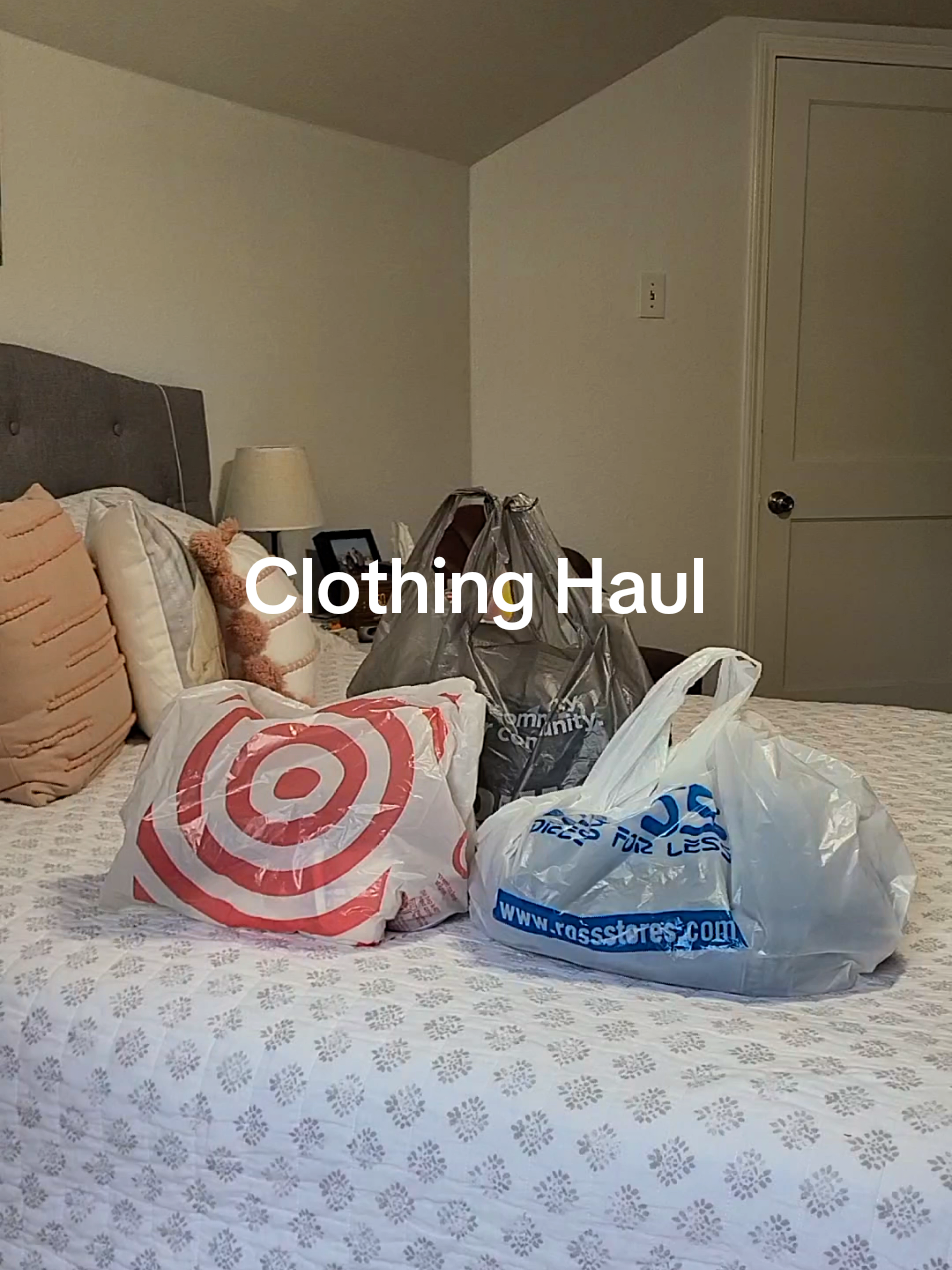 Guess what I'm gonna be for Halloween from this video #clothinghauls #kholsfinds #rossfinds  #fallshopping #jeansforwomen  @Kohl’s @target @ross