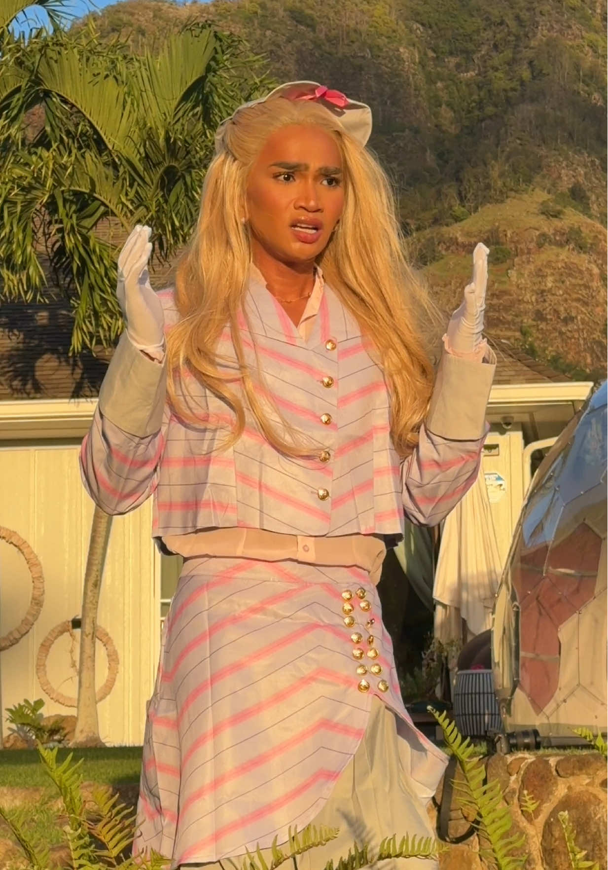 Gay son 🩷 Or Green Daughter?💚