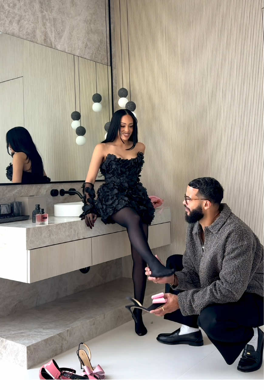 getting Desmond’s reaction to my date night fit wearing my @Valentino.Beauty Donna Born in Roma perfume 🩷 I smell like a mixture of jasmine and vanilla and it’s safe to say he’s hooked lol #ValentinoBeautyPartner #BorninRoma #fragrance