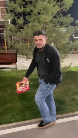 Михоо в городе. Свидание с человек с озона  тгк: mixoovgorode