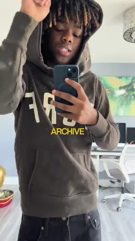 Find Rare Pieces 70% Under Retail at STKL.SE🤝 #klädstil #skor #grisch #nische #archivefashion 