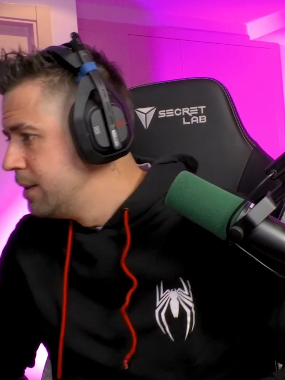 SOLO a Auron le pasan este tipo de cosas #auron #auronplayyyy #auronmemes #clip #mejoresmomentos #twitch