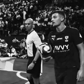 حتى الراحه بغيابك تعذبني#foryoupage #savic #سافيتش 