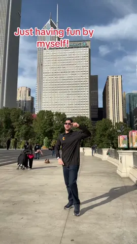 Chicago  #2025#bendiciones #ciudad city#people trains #viral #life enjoy #2025 #saludos✌🏼👍🏼👍🏼 