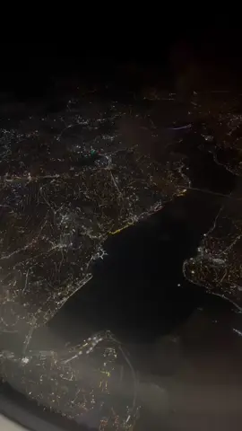 İki gözüm Ey Koca İstanbul ♥️  #istanbul #YürüyenAdam🐬 #benionecikar #kesfetedusurbenii #istanbulturkey 