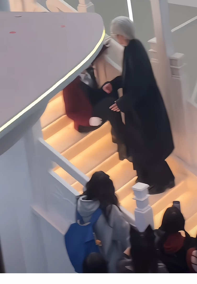 Thay phiên hỏ😜#sylus #cosplay #fyp #loveanddeepspace #sylusloveanddeepspace 