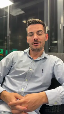 O țeapă de toată frumusețea  🤣🤣🤣