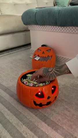 cum o venit azi Raul acasa 🤣🤣🤣🤣🤣