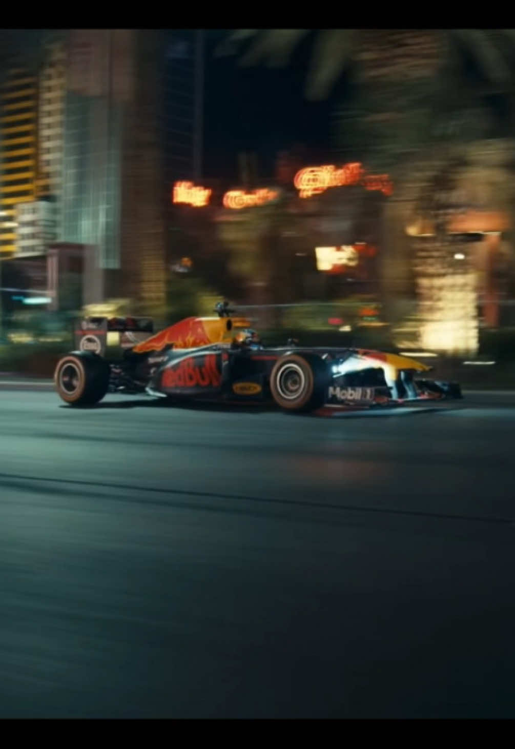 Las Vegas. #f1 #redbull #blindinglights #theweeknd #lasvegas 