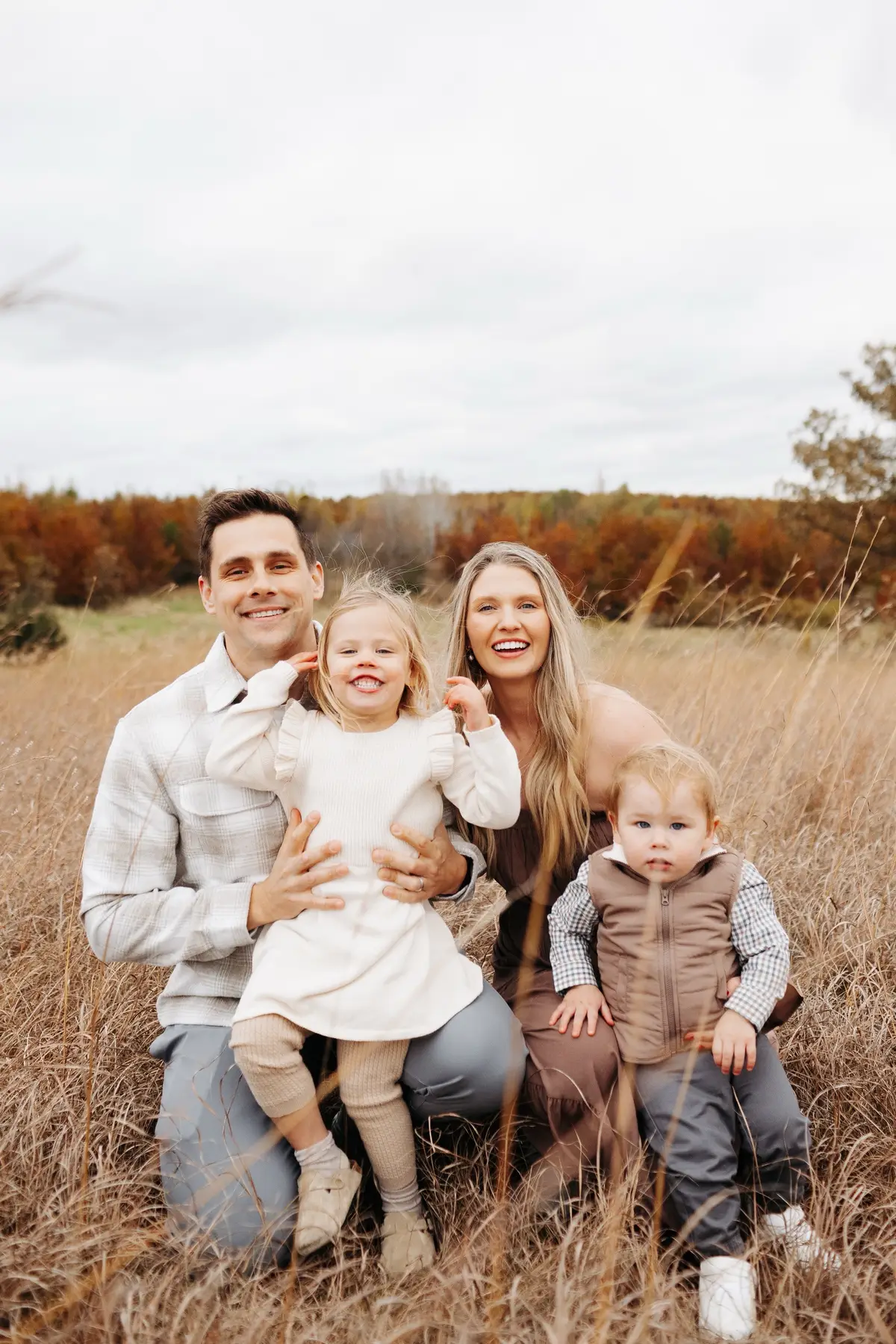 #family #familyphotos  Photos by @Lillian Shank 