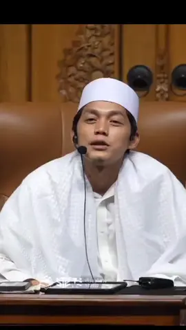 rutinan malam Jumat pembacaan maulid simtudduror markas majelis Sabilu Taubah 