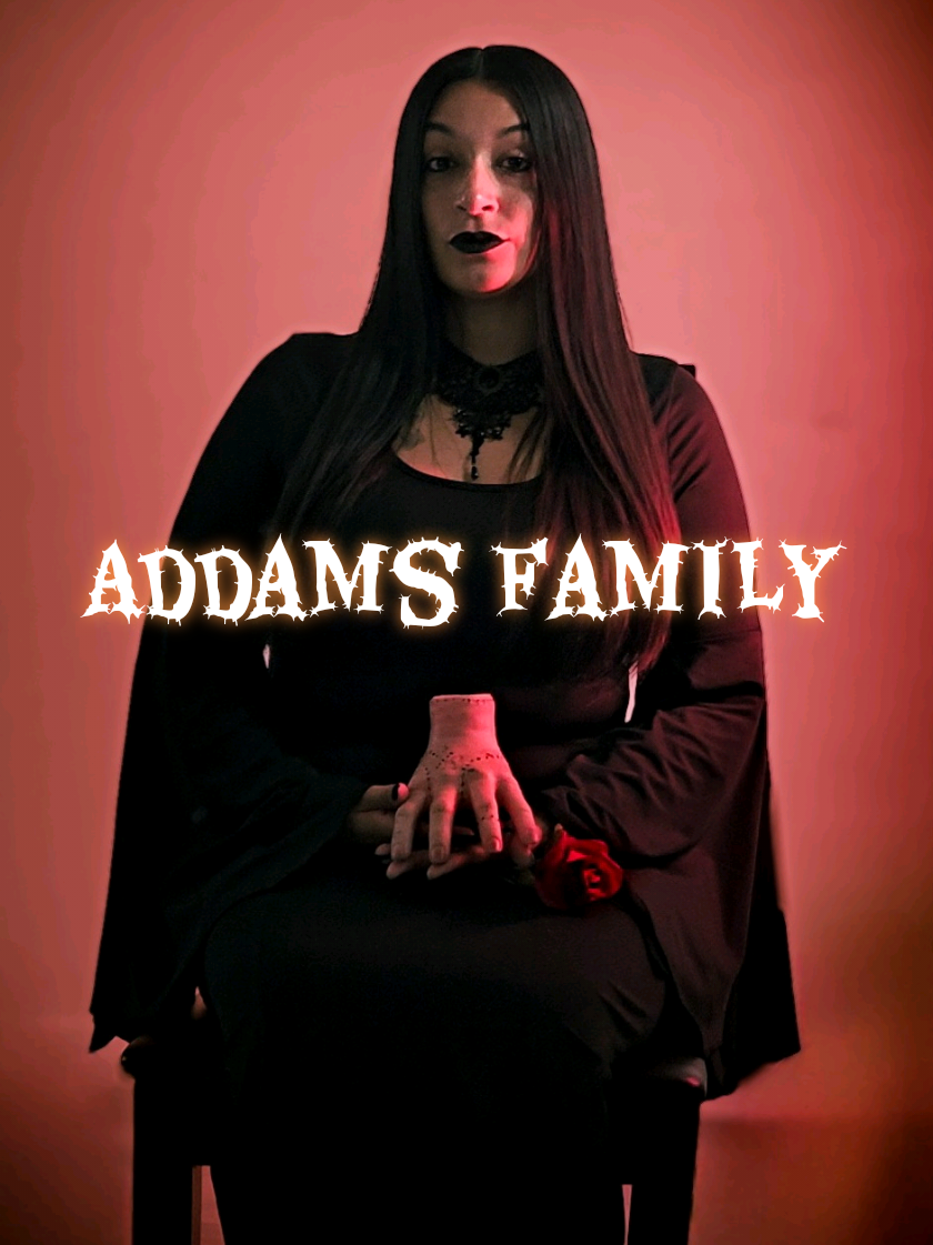 Gomez & Morticia Addams 😌 #fyp #foryoupage #happyhalloween #viral #costume 