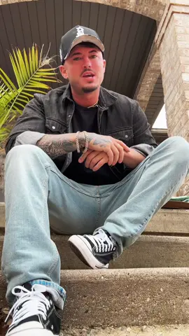 I like this song lol