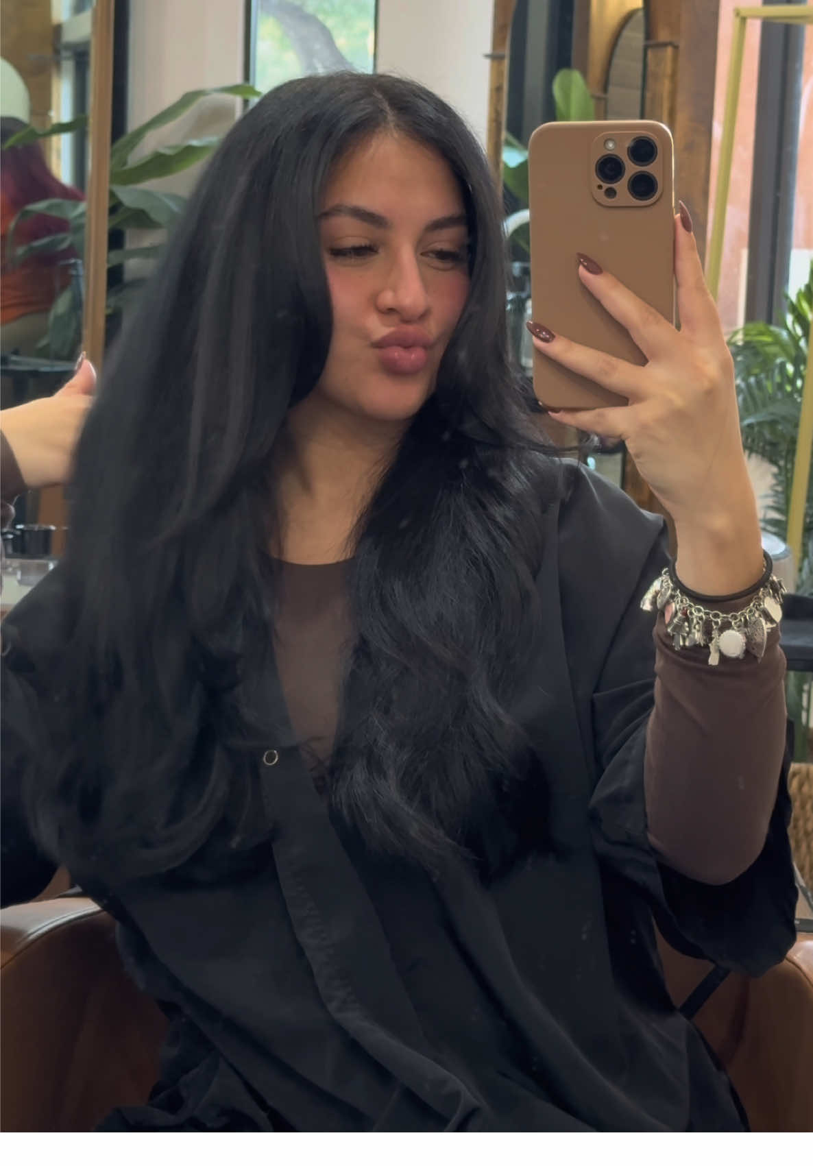 Hair day con mi favorita @ATX HAIRSTYLIST | JACKIE 🖤💇🏻‍♀️ Mi estilista latina favorita de atx! En Culture ATX Salon ✨ @Culture ATX Salon | | 📍 3900 Ranch Rd 620 S Unit 102 Austin, TX 78738 | #cultureatxsalon #atx #latinosenaustintexas #latinainfluencer #hairinfluencer 