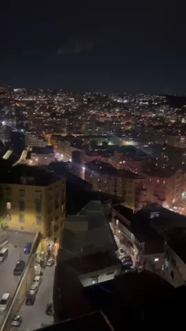 A volte mi chiedo se mi pensi ..magari solo per un attimo .. Siamo diventati silenzi che parlano piu delle parole ..sguardi mancati ..due sconosciuti .. E proprio per questo penso che il nostro tempo sia davvero finito stavolta… Questo e uno di quei momenti dove la mancanza e sempre piu forte ..e la mente viaggia nei ricordi di noi rimasti impressi .. Dovresti sapere che davvero c’è la sto mettendo tutta per lasciarti alle spalle e proseguire il mio cammino ..sempre piu lontano dai tuoi passi .. Pero poi continuo a chiedermi se ogni tanto pensi alle nostre notti passate a parlare …alle nostre mille litigate ..ai sacrivici che abbiamo fatto per stare insieme..mille pazzie guidate dalla vice dell’amore.. Anche se ormai non parliamo piu ..tutto questo mi manca ..non posso negarlo ..ma hai sbagliato molte volte con me ..forse troppe…ed io ti ho sempre perdonato .. Ma ogni tanto bisogna smettere di mettere virgole per imparare ad usare i punti .. Spero che un giorno ti renderei conto di tutto quello che hai fatto ..del male che mi hai causato ..degli errori commessi…ma soprattutto mi auguro che tu possa essere in grado di renderti conto di tutto quello che io ho fatto per te ..dell’amore del bene che ti ho donato e di quanto mi sarei meritato jn grande e vero forte amore.. Non so cosa sia successo ..anche se non lo dimostri hai un cuore d’oro..puro ..per cui ancora non so spiegarmi quanto accaduto .. Non mi auguro che un domani le nostre stradi si ritroveranno ..perche il nostro tempo e finito ..ma mi auguro che tu possa portarmi nel cuore per sempre ..ricordandomi con un sorriso che possa riportarti anche solo per un secondo a quelli attimi felici che sono passati velocemente..come un soffio di vento ..in una giornata autunnale.. Non voglio che questo video ti arrivi ..non lo meriti ..ma io merito di esprimere di esternerare i miei sentimenti ..perche per quanto tutti possano credere che va tutto bene ..in realtà nulla va bene ..va tutto male..ho perso tutto ..ma la forza non la perdero mai .. Buona vita Addio …💔💔💔💔💔