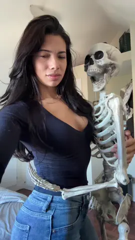 on the first and the last day #thefarawayfan #fyp #tayk #spookyseason #halloween 