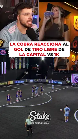 LA COBRA REACCIONA AL GOL DE TIRO LIBRE DE LA CAPITAL VS 1K EN LA KINS LEAGUE #argentina #kick #lacobraaa #bocajuniors #kingsleague #lacapital #1k #davooxeneize