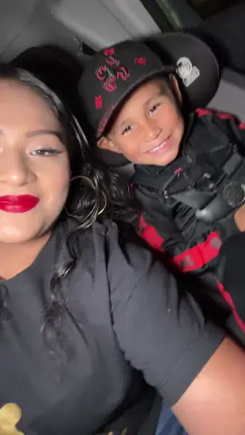 Tú eres todo lo que quiero 🥹✨ te amo tanto mi rey 👑 hermoso gracias por hacerme tan feliz ❤️ #mama #hijo #family #amor #felicidad @abuelita_feliz.21 @EL PAPA DE LA MORENITA @Sofía 