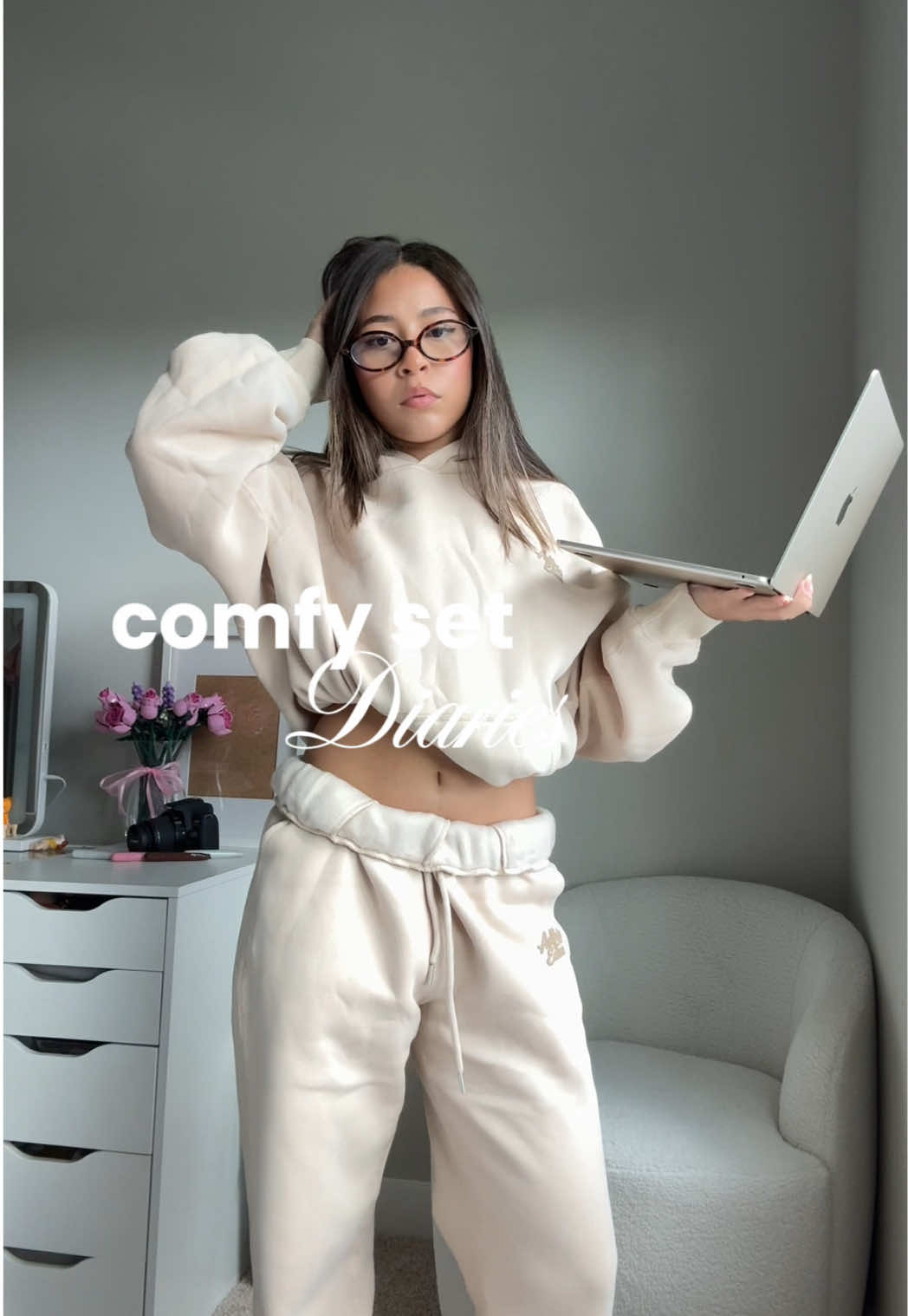 It’s finally sweatset season ☁️🫶🏻 and I found the best one 🤭 #fyp #foryoupage #comfyset #sweatset #set 