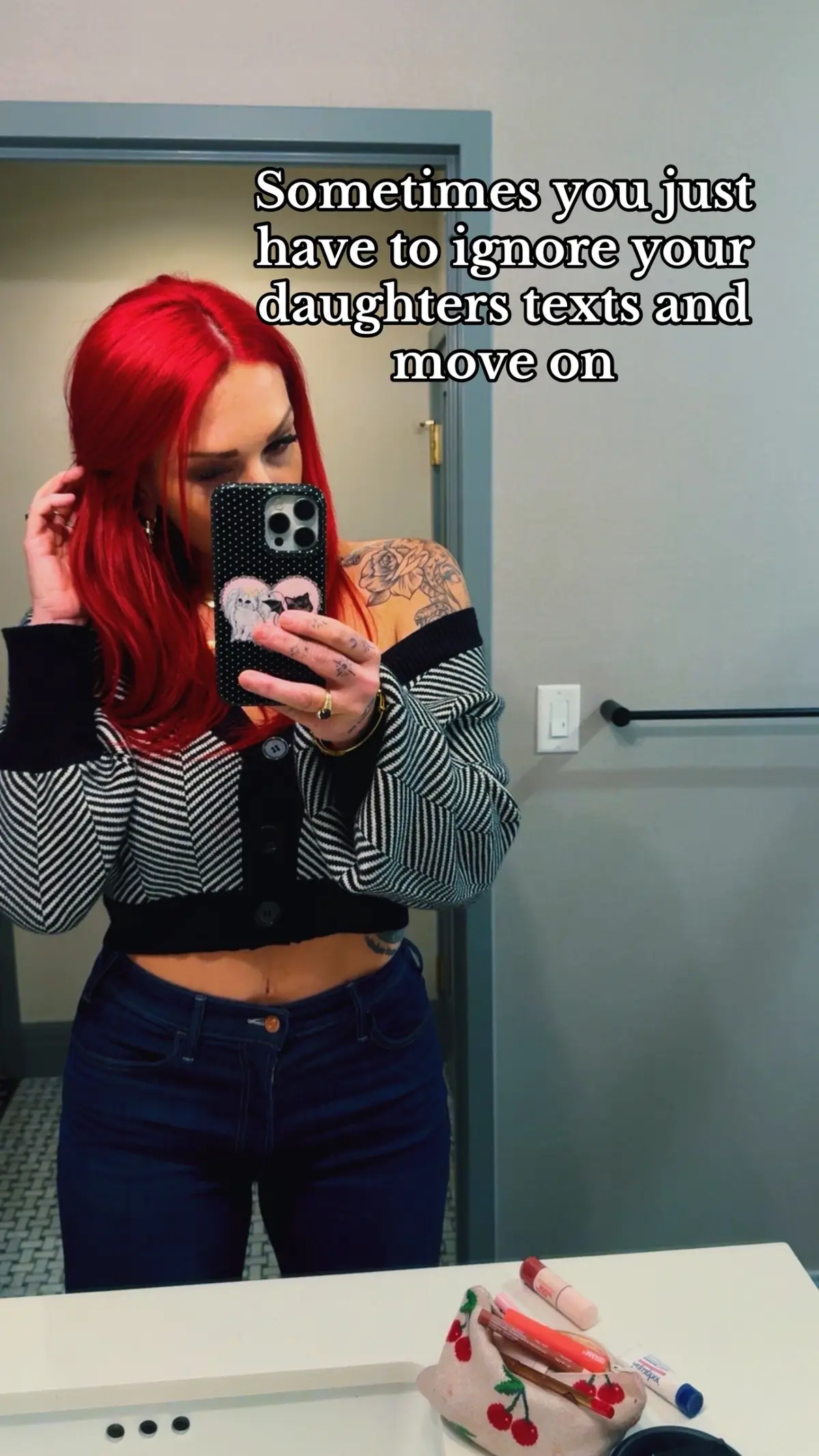 I can’t ignore their texts because then they just call over & over or check my location like the law & just show up 😂 #alttiktok #twinmom #millennialmom #altmomsoftiktok 