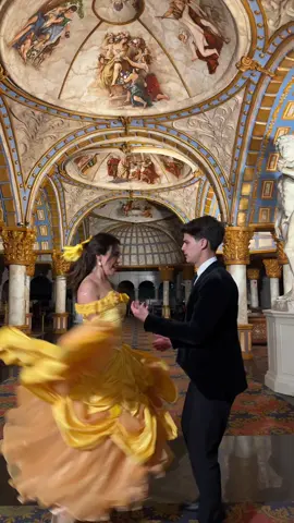 La bella y el bonito 😍 @Kevin Diaz 