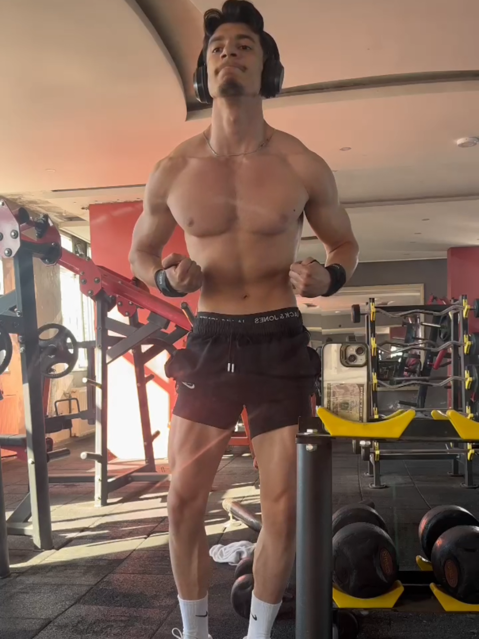 Motivation... Team T Sporcu: Halis #vücutgeliştirme #sporcu #motivasyon #GymTok #keşfet 