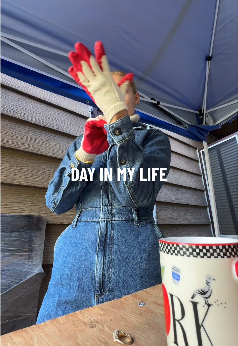 We’re back in the garden! 🤍 #gardening #Vlog #dayinmylife #fall #nyc 