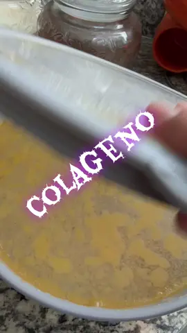 A tomarnos nuestro colageno #colagen #caldito #patitas #collagen #sogood 