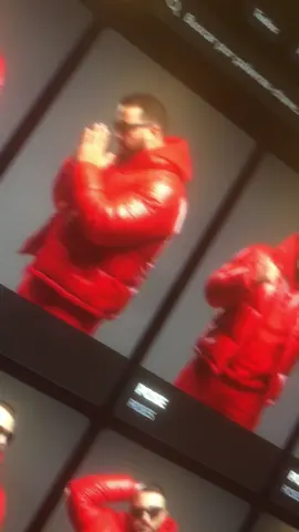 digital photographic presskit for DJs! in 24h #eventdj #dj #weddingdj #djlife #tomorrowland 