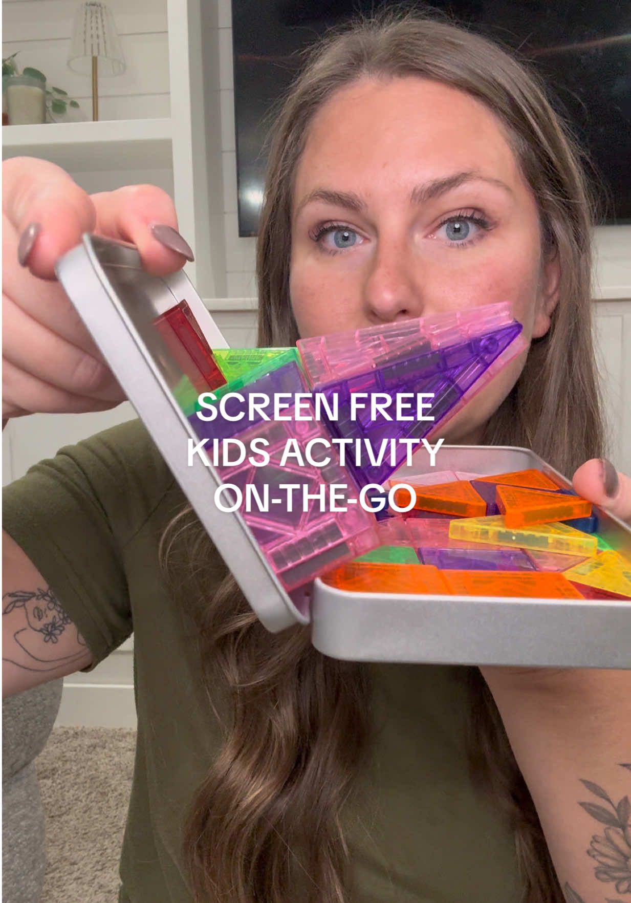 My toddler’s number one choice for on-the-go toys are these mini magnet tiles!  #onthegotoys #traveltoys #magnettiles #screenfreeplay #tiktokshopblackfriday 